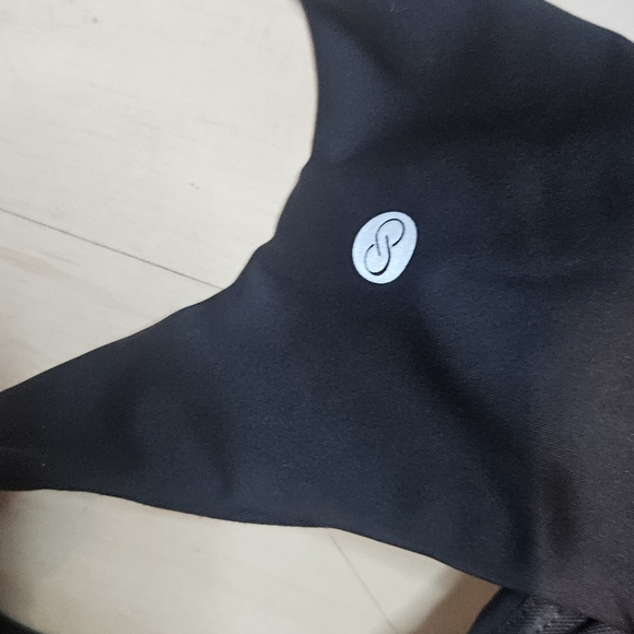 Calia by Carrie Underwood Black Sports Bra Hook Closure Molded Cups size XS - Picture 8 of 11